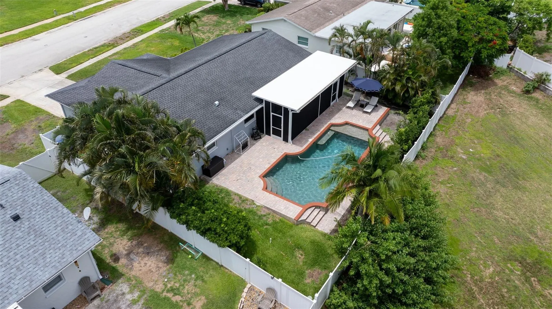 6085 Tanglewood Drive NE St Petersburg FL 33703