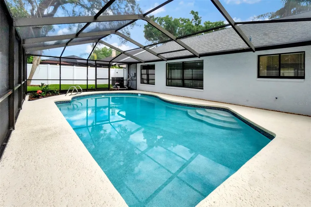 15026 Redcliff Drive Tampa FL 33625
