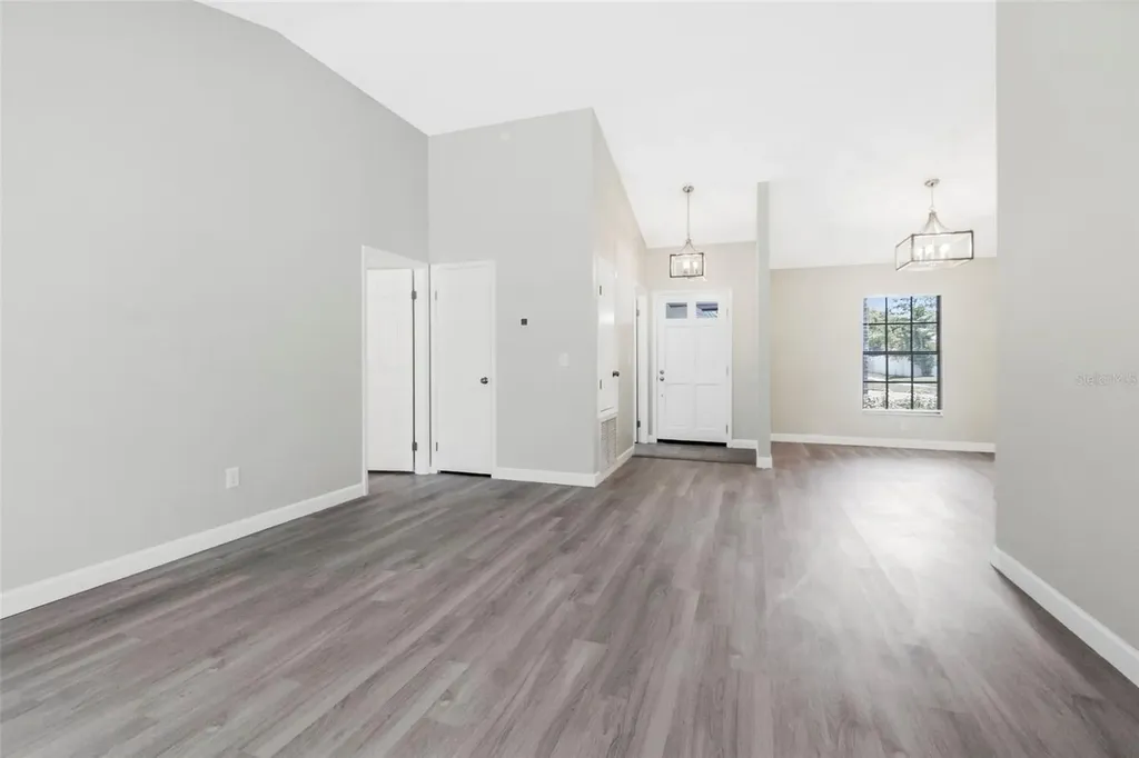 15026 Redcliff Drive Tampa FL 33625