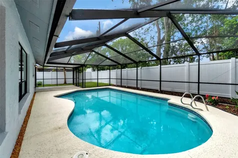 15026 Redcliff Drive Tampa FL 33625