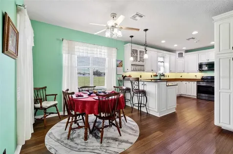 153 Dakota Avenue Groveland FL 34736