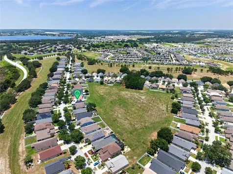 153 Dakota Avenue Groveland FL 34736