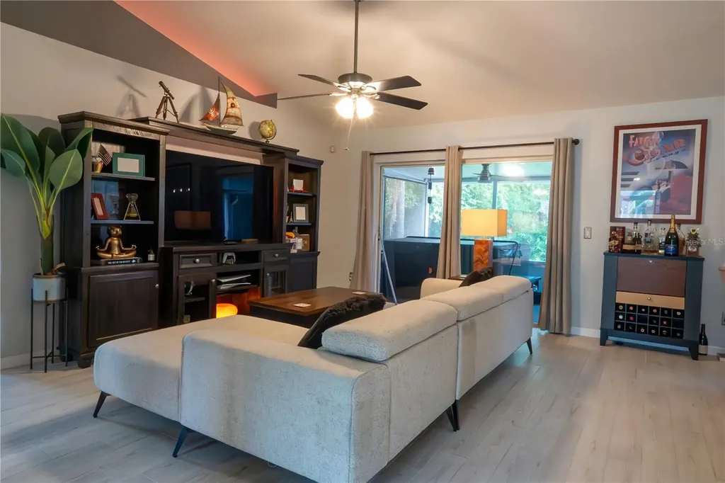 9524 Lingwood Trail Orlando FL 32817