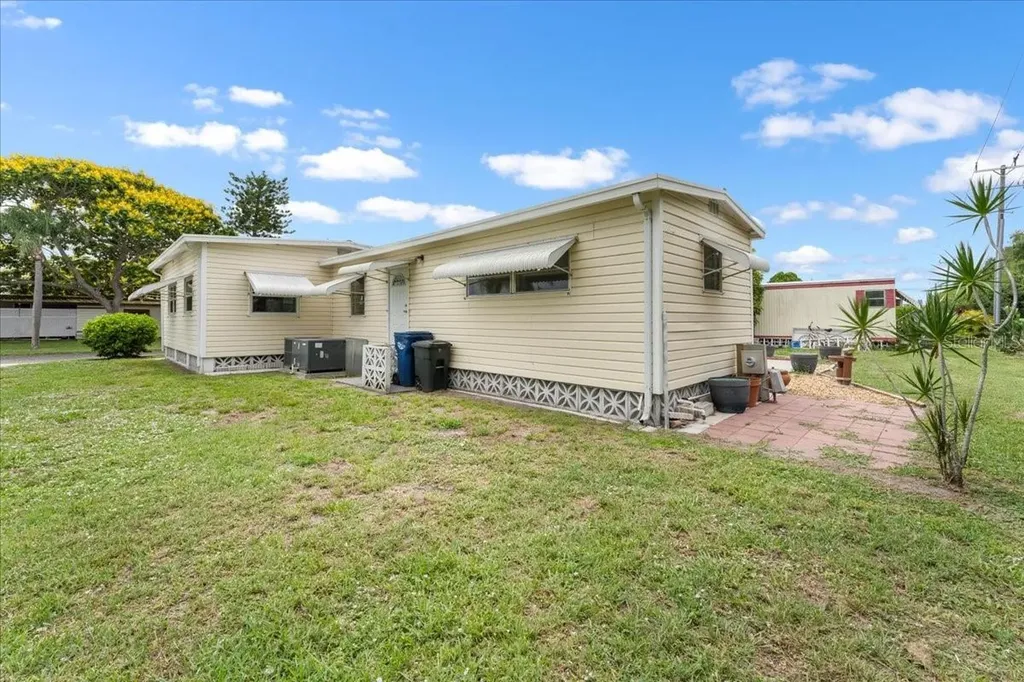 5316 53rd Avenue E Bradenton FL 34203
