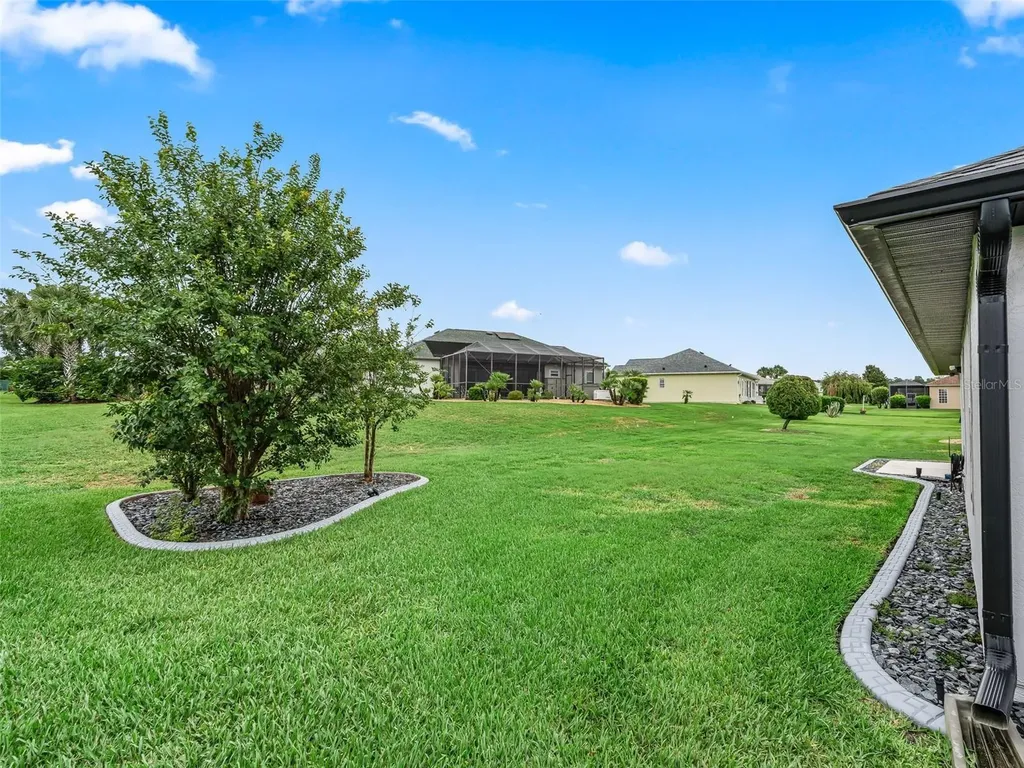 12115 SE 176 Loop Summerfield FL 34491