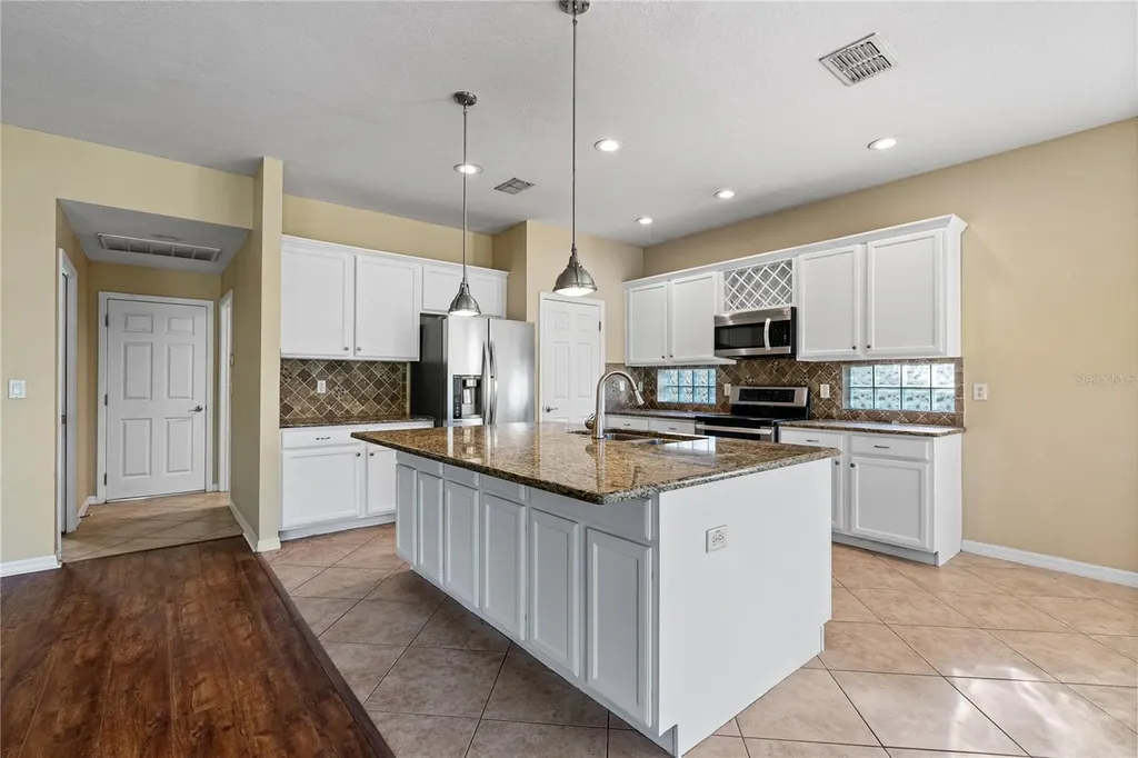 11150 Ancient Futures Drive Tampa FL 33647