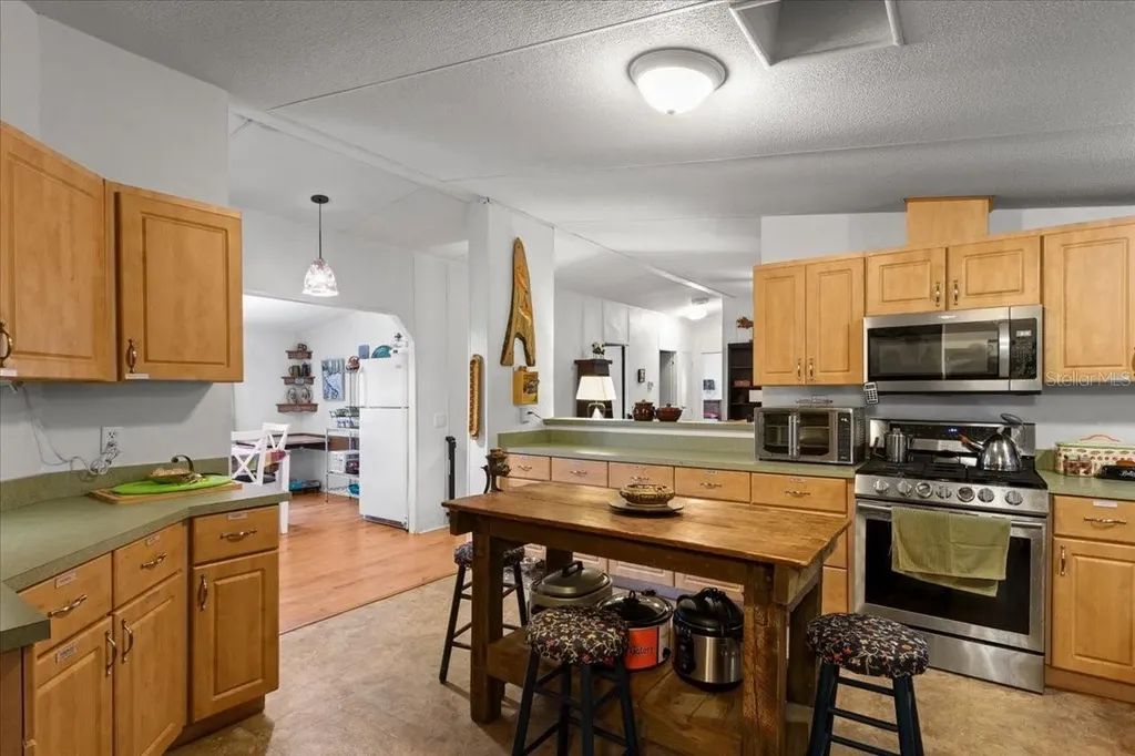 7220 NE 24th Loop High Springs FL 32643