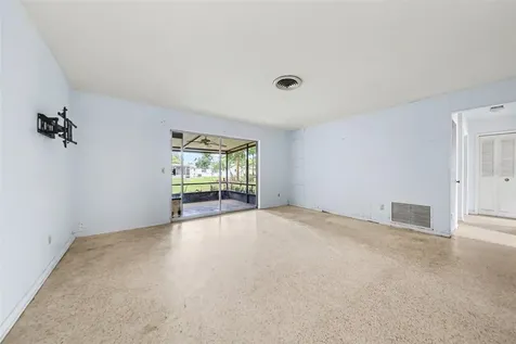 107 Fairlane Circle Sanford FL 32773