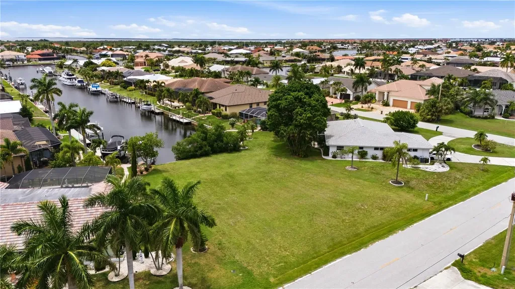 1121 Coronado Drive Punta Gorda FL 33950