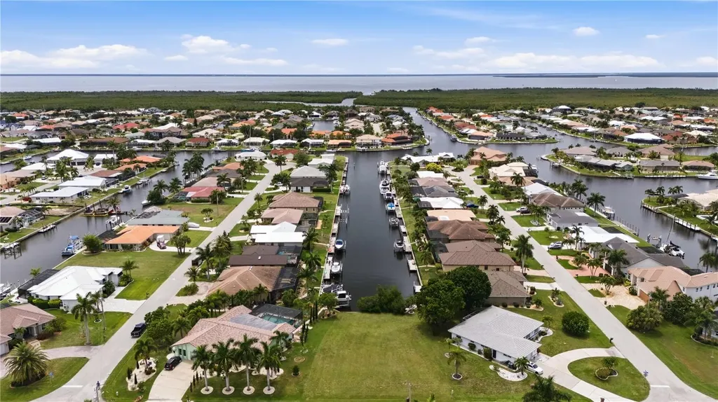 1121 Coronado Drive Punta Gorda FL 33950