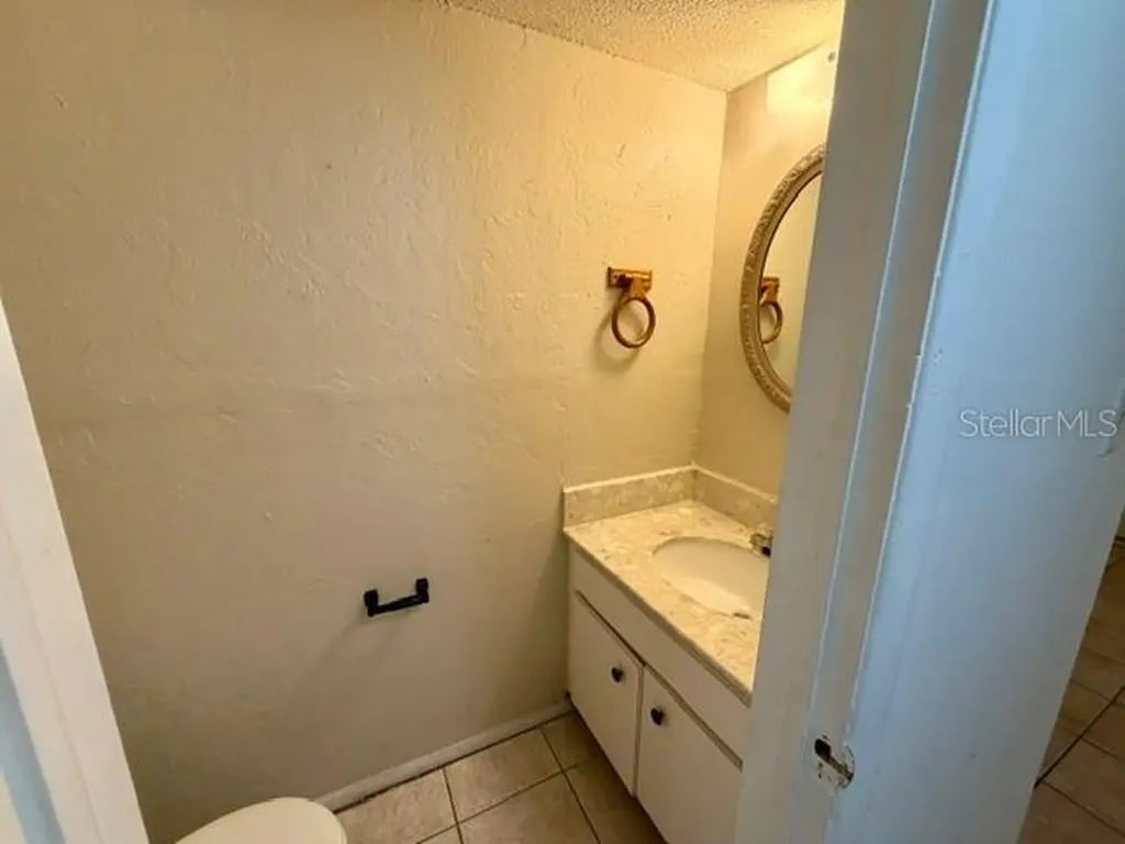 3755 Amherst Way Sarasota FL 34232
