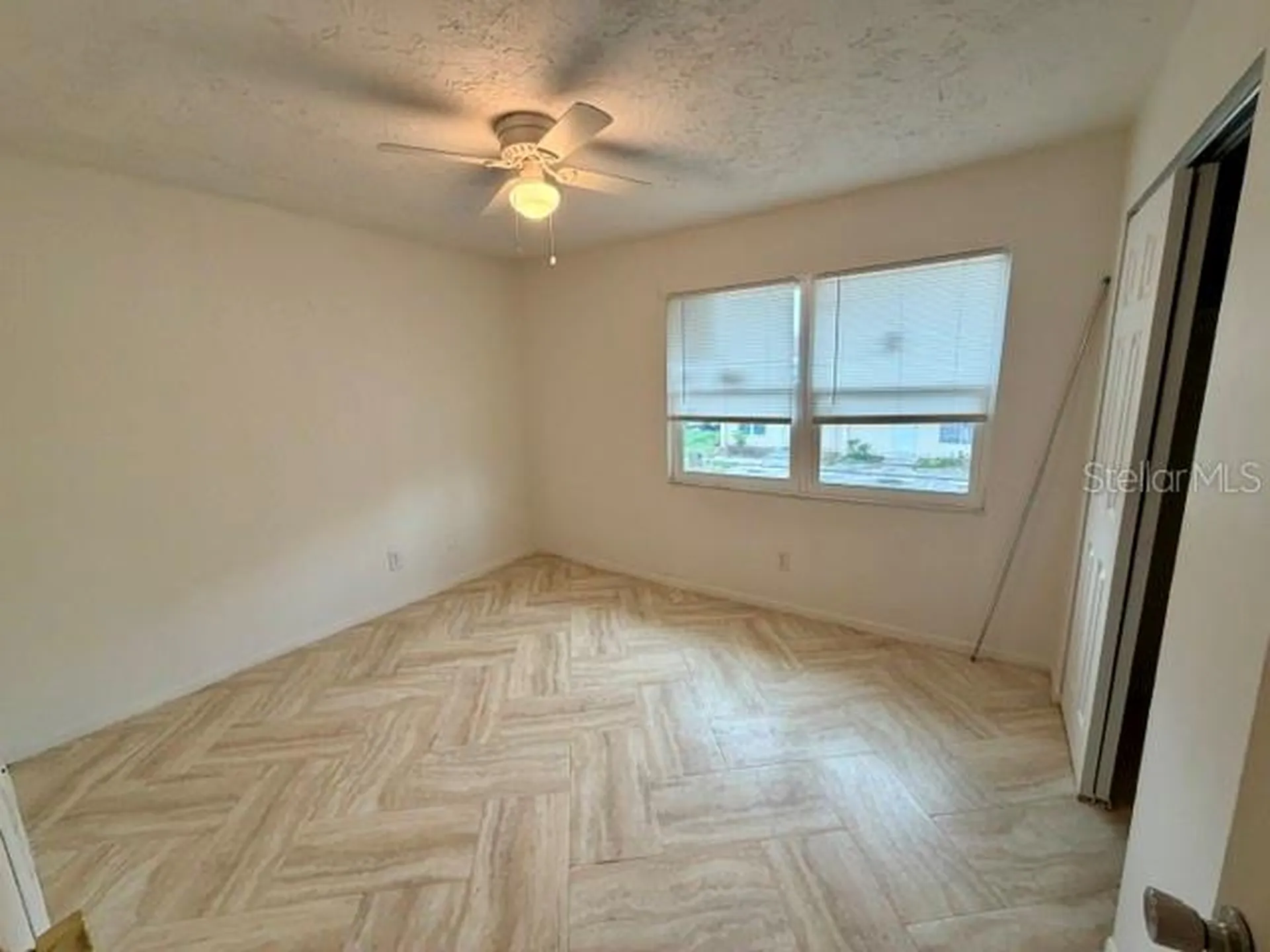 3755 Amherst Way Sarasota FL 34232