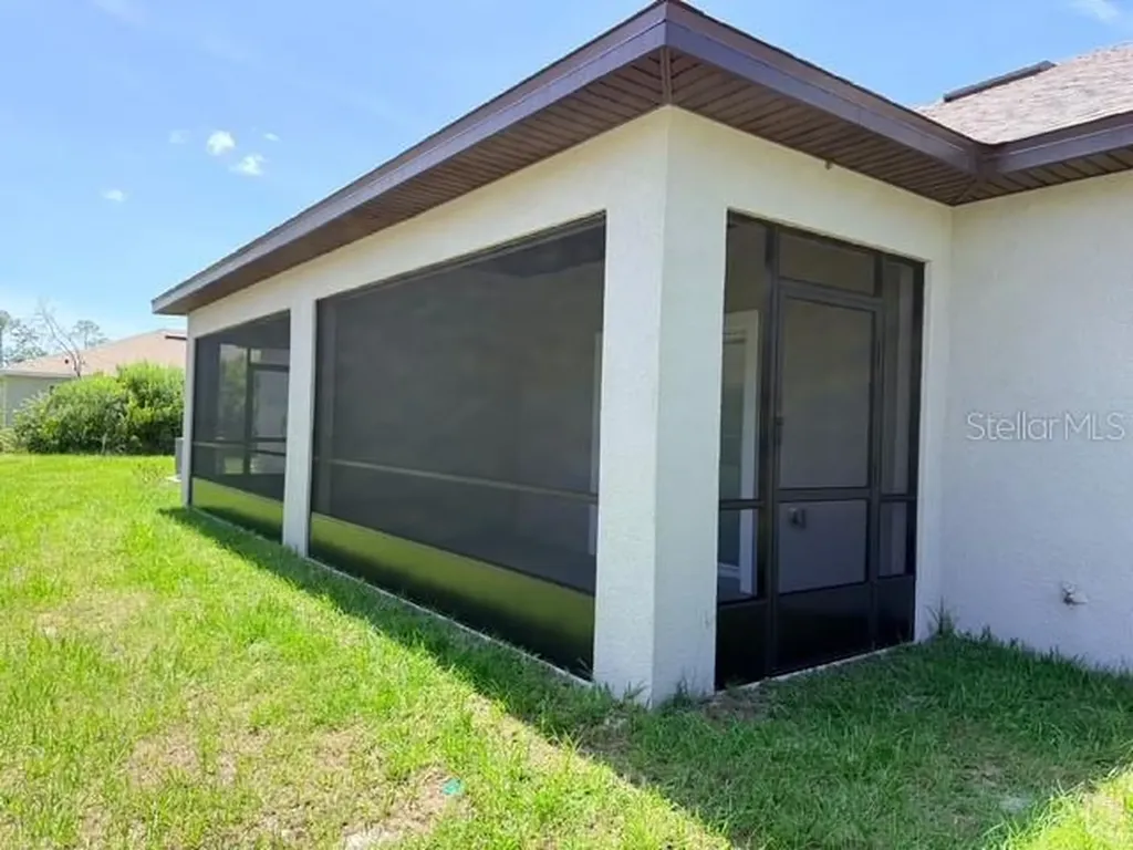 2 Rainbow Lane Palm Coast FL 32164
