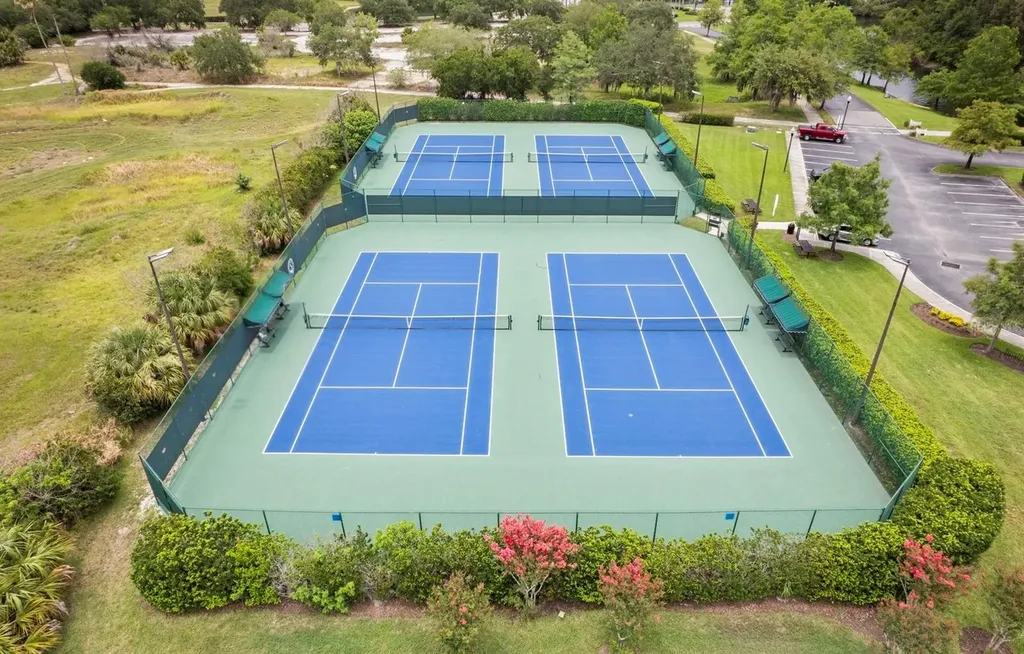 526 Fitzwilliam Way Orlando FL 32828