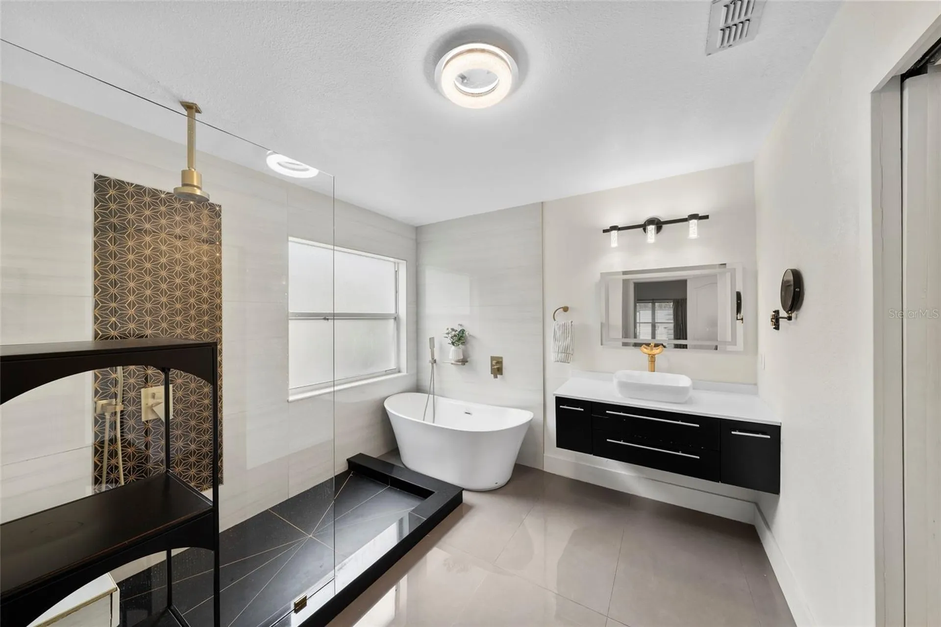 526 Fitzwilliam Way Orlando FL 32828