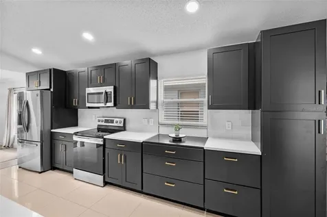 526 Fitzwilliam Way Orlando FL 32828