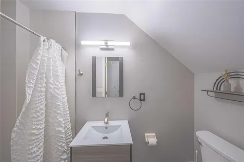 526 Fitzwilliam Way Orlando FL 32828