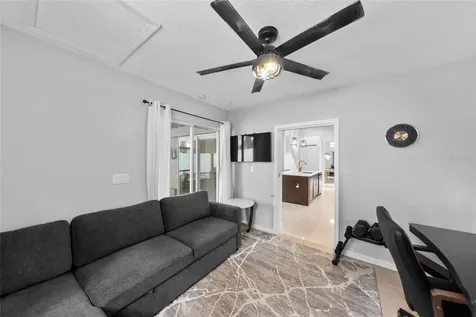 526 Fitzwilliam Way Orlando FL 32828