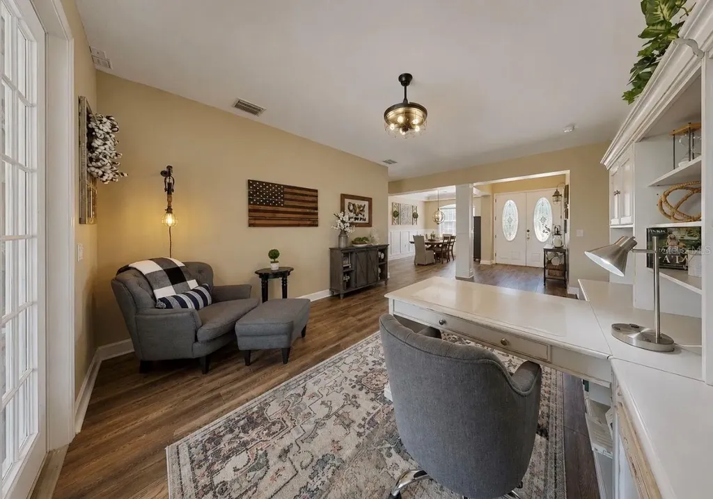 10619 Lithia Estates Drive Lithia FL 33547