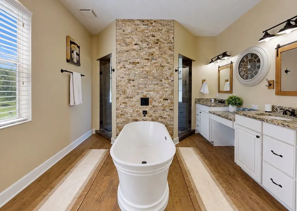 10619 Lithia Estates Drive Lithia FL 33547