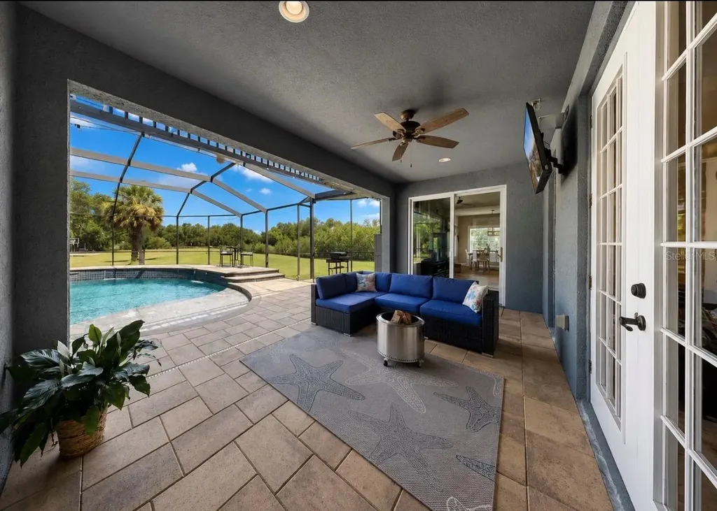 10619 Lithia Estates Drive Lithia FL 33547