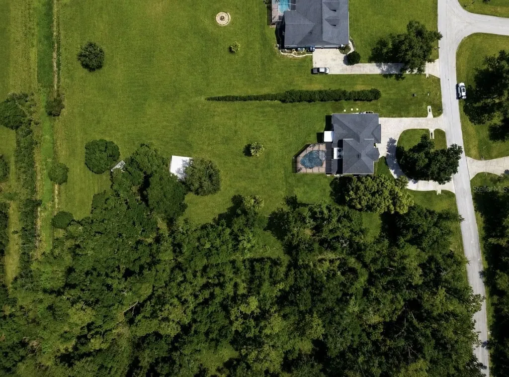 10619 Lithia Estates Drive Lithia FL 33547