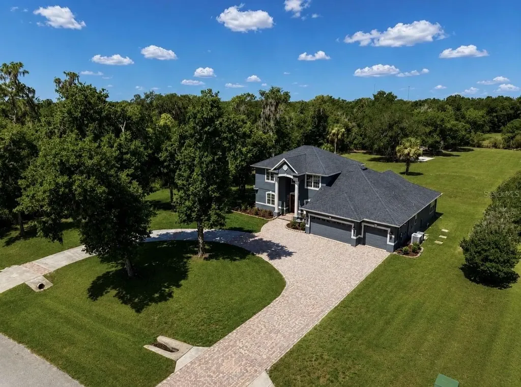 10619 Lithia Estates Drive Lithia FL 33547
