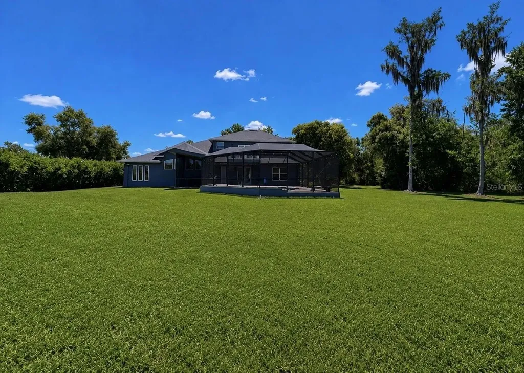 10619 Lithia Estates Drive Lithia FL 33547