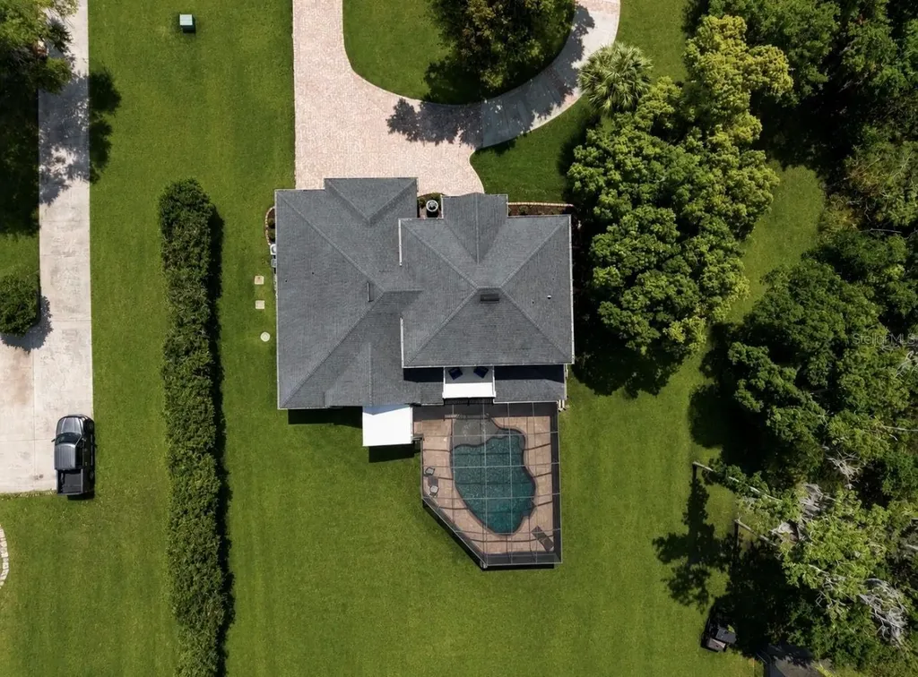 10619 Lithia Estates Drive Lithia FL 33547