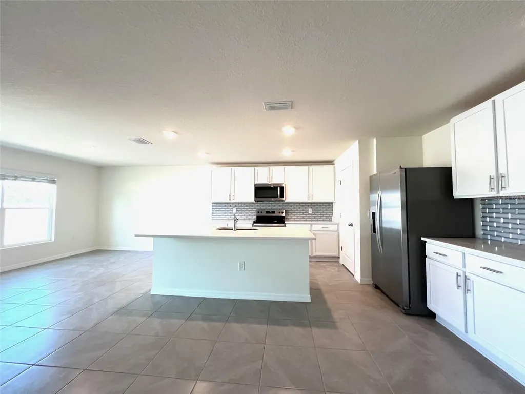 6527 SE 1st Loop Ocala FL 34472