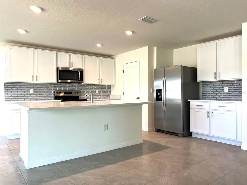 6527 SE 1st Loop Ocala FL 34472