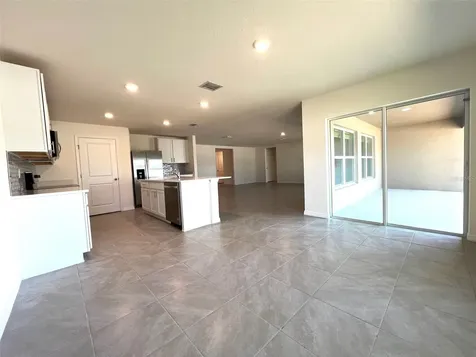 6527 SE 1st Loop Ocala FL 34472