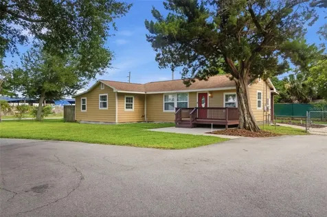 715 Wylly Avenue Sanford FL 32773