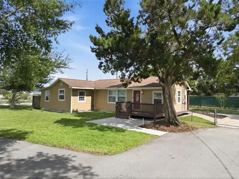 715 Wylly Avenue Sanford FL 32773