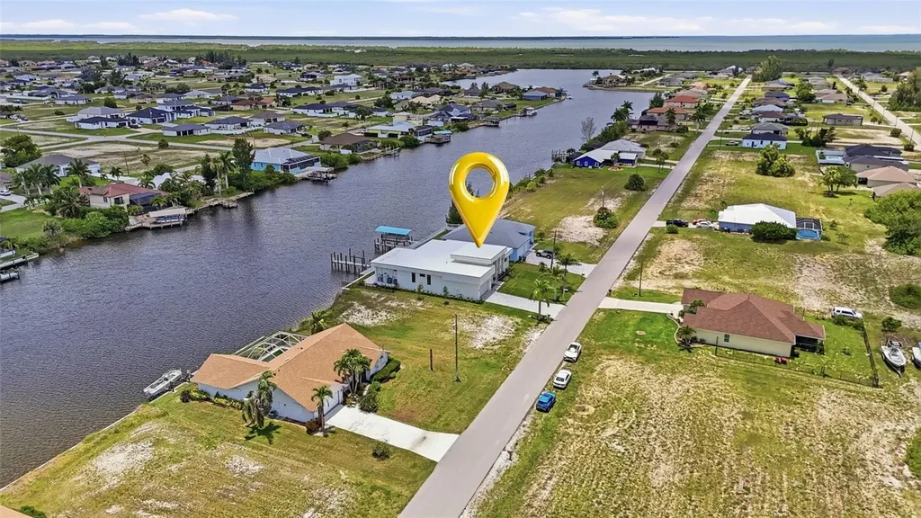 4240 NW 33rd Lane Cape Coral FL 33993