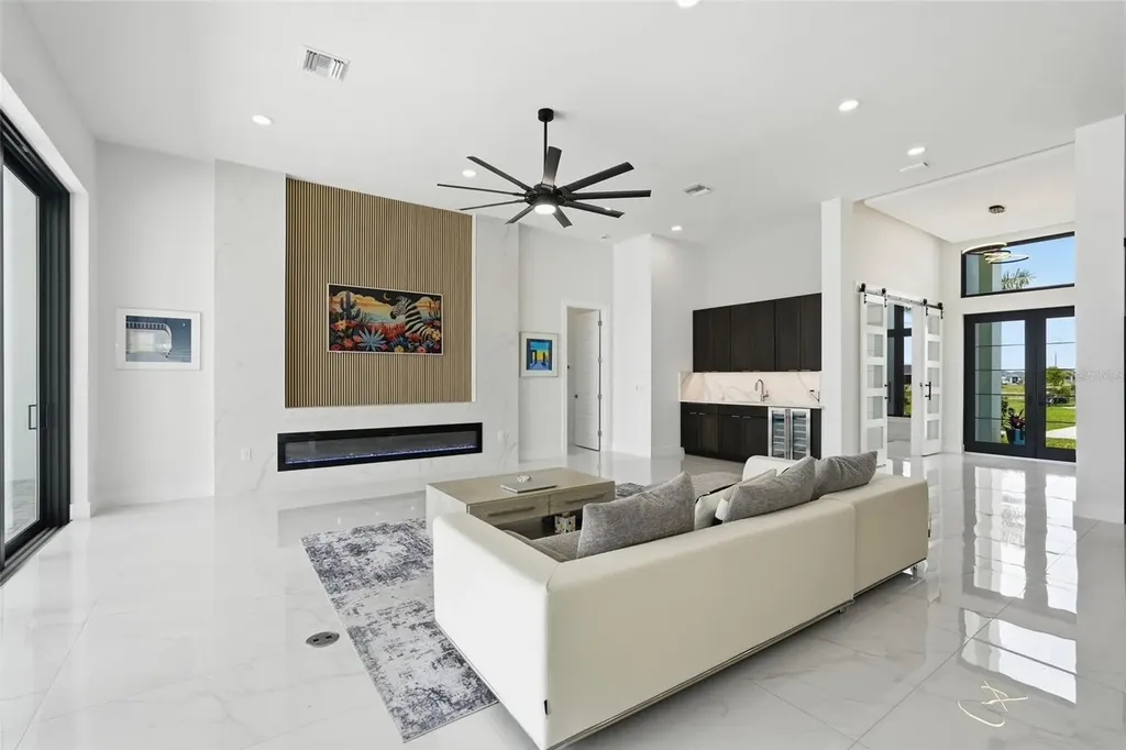 4240 NW 33rd Lane Cape Coral FL 33993