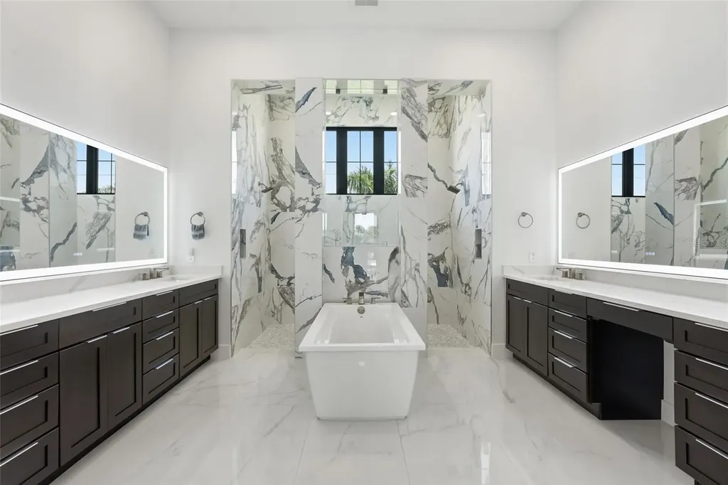 4240 NW 33rd Lane Cape Coral FL 33993