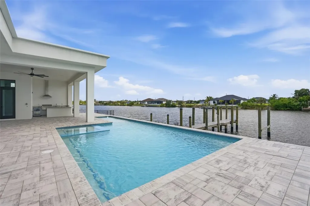 4240 NW 33rd Lane Cape Coral FL 33993