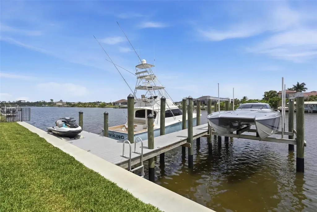 4240 NW 33rd Lane Cape Coral FL 33993