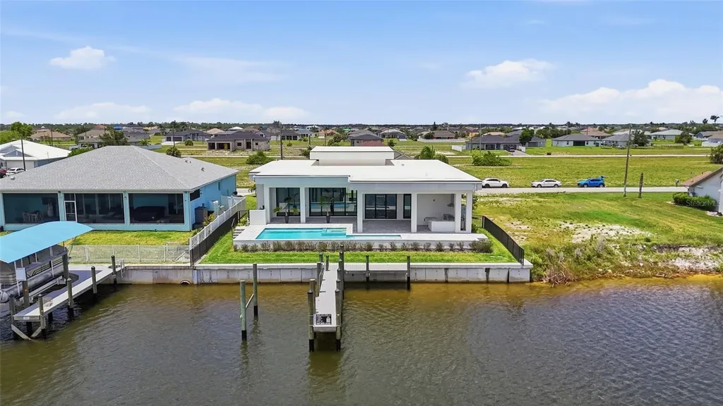 4240 NW 33rd Lane Cape Coral FL 33993