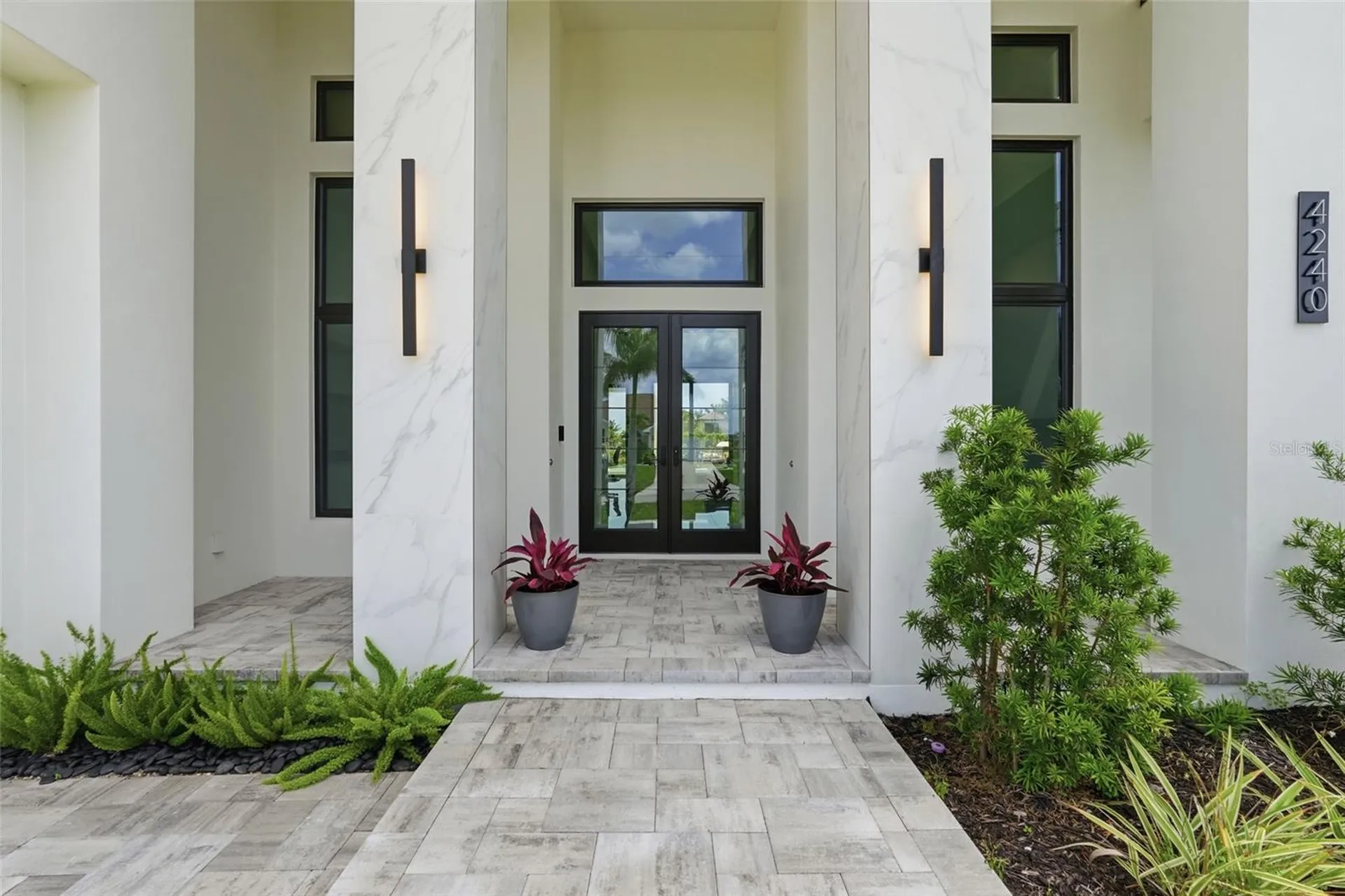 4240 NW 33rd Lane Cape Coral FL 33993