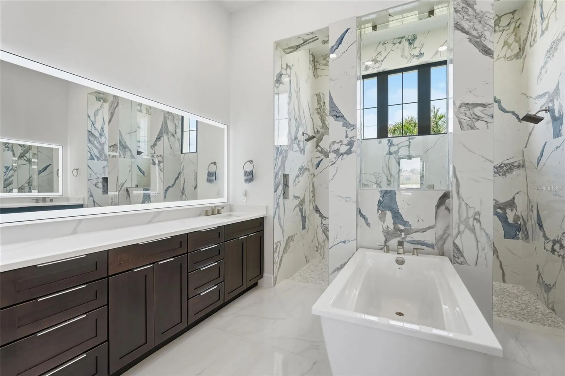 4240 NW 33rd Lane Cape Coral FL 33993