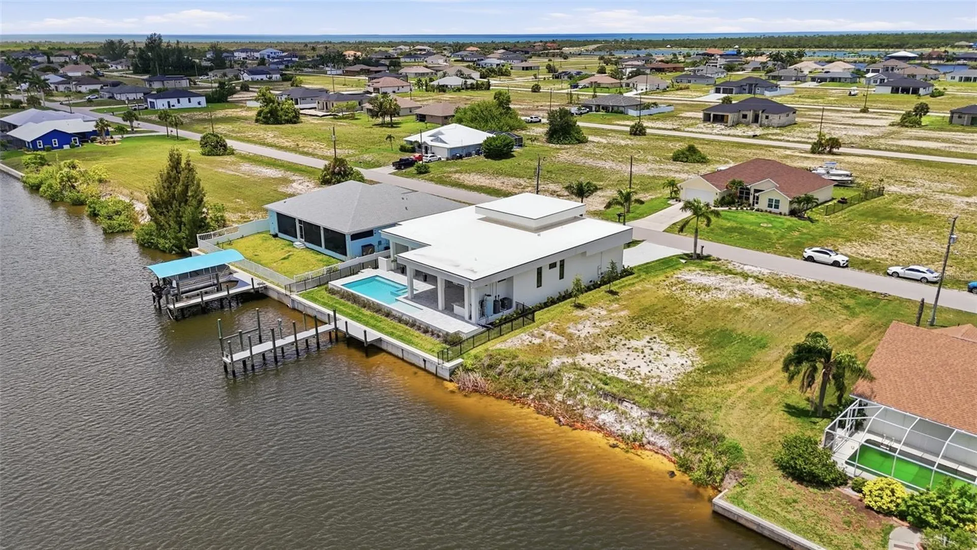 4240 NW 33rd Lane Cape Coral FL 33993