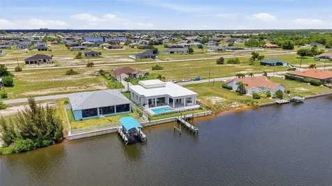 4240 NW 33rd Lane Cape Coral FL 33993
