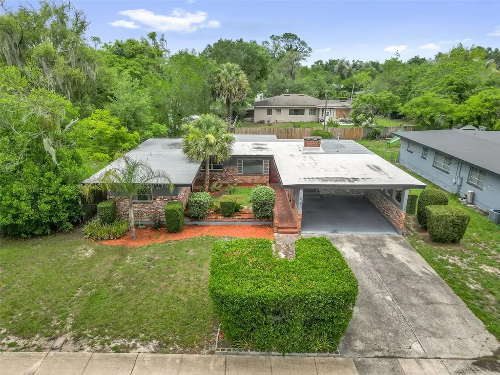 721 W Euclid Avenue Deland FL 32720
