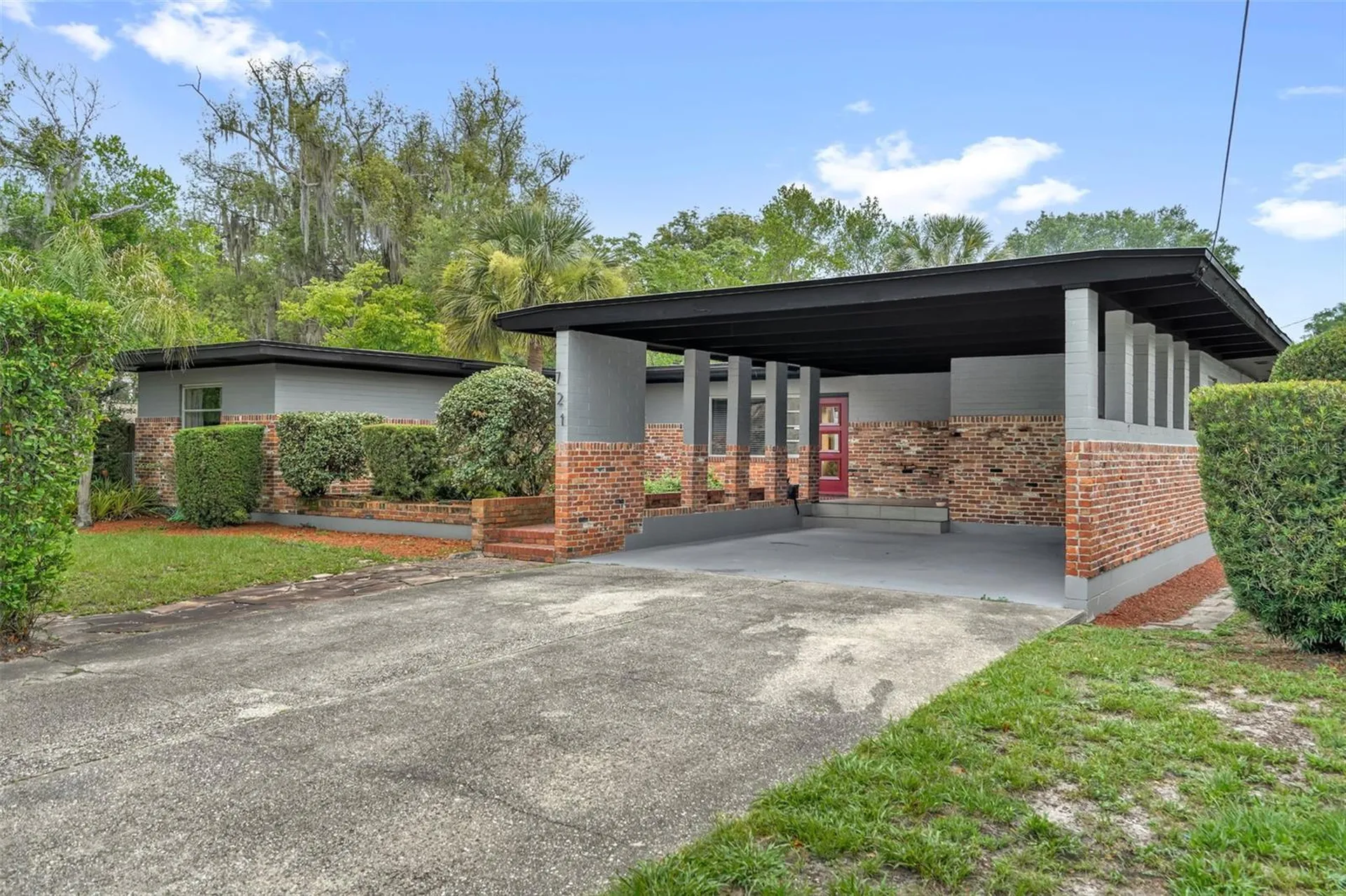 721 W Euclid Avenue Deland FL 32720