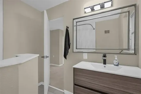 721 W Euclid Avenue Deland FL 32720