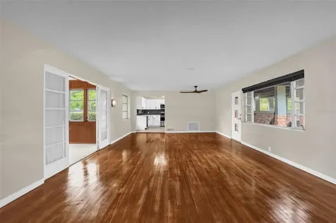 721 W Euclid Avenue Deland FL 32720