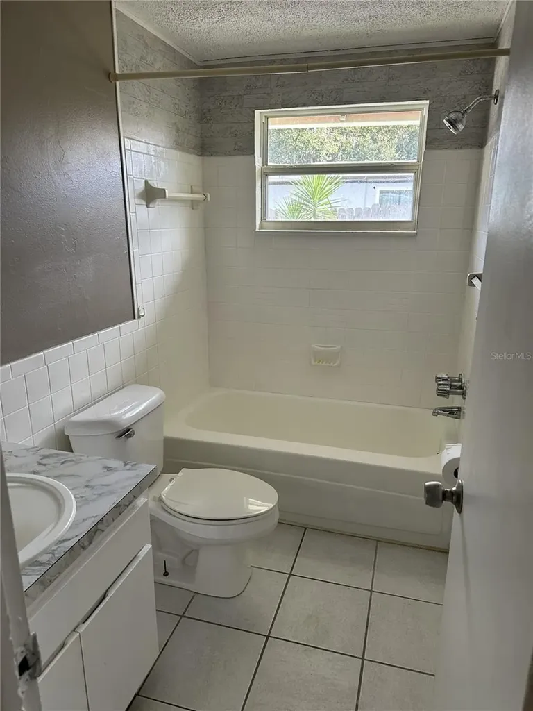 8892 79th Place Seminole FL 33777