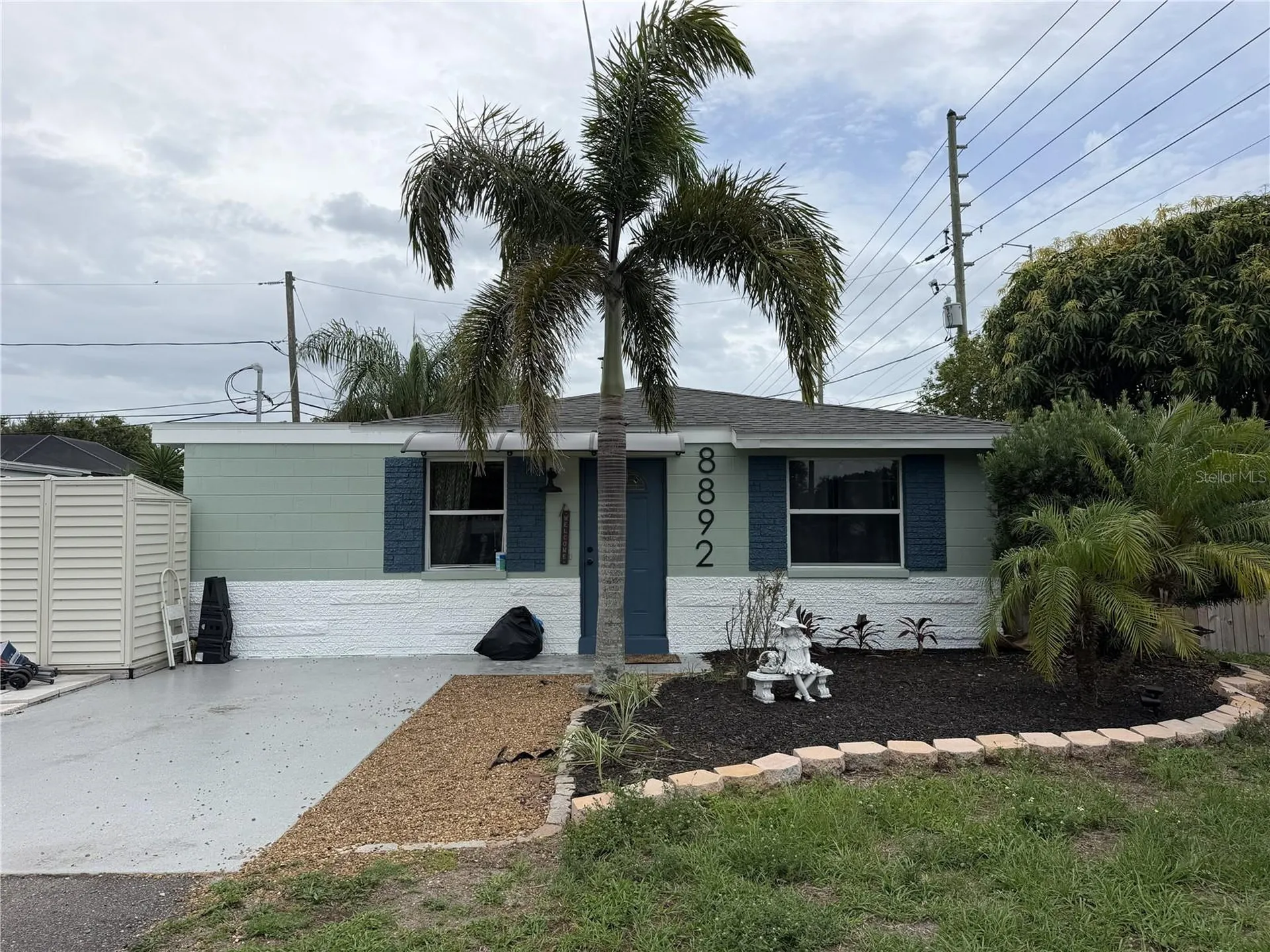 8892 79th Place Seminole FL 33777